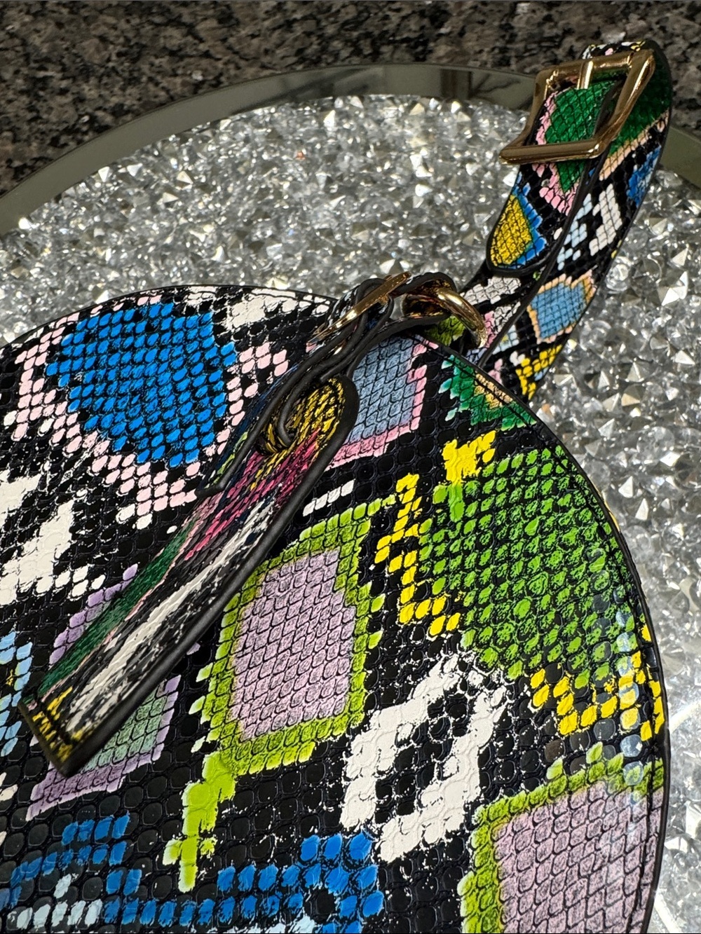 Multicolor Python-Print Round Wristlet mini Bag EUC - Picture 15 of 15
